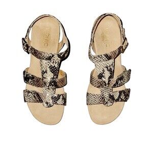 Vionic Women’s Glenda Natural Snakeskin Coastal Grandma Wedge Sandal Siz…